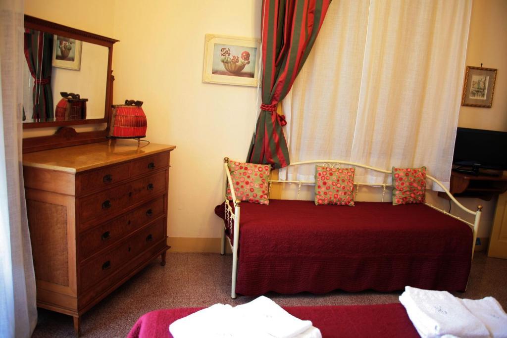 La Casa Di Zoe - Locazioni Turistiche Bed & Breakfast Palermo Ruang foto